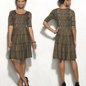 Luxe by Carmen Marc Valvo Size 1X Reptile Pattern Short Sleeve A-Line Knit Dress